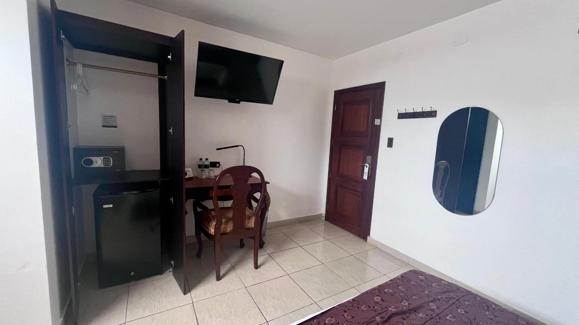 Hotel Patrimonial By Greenfield جواياكيل المظهر الخارجي الصورة