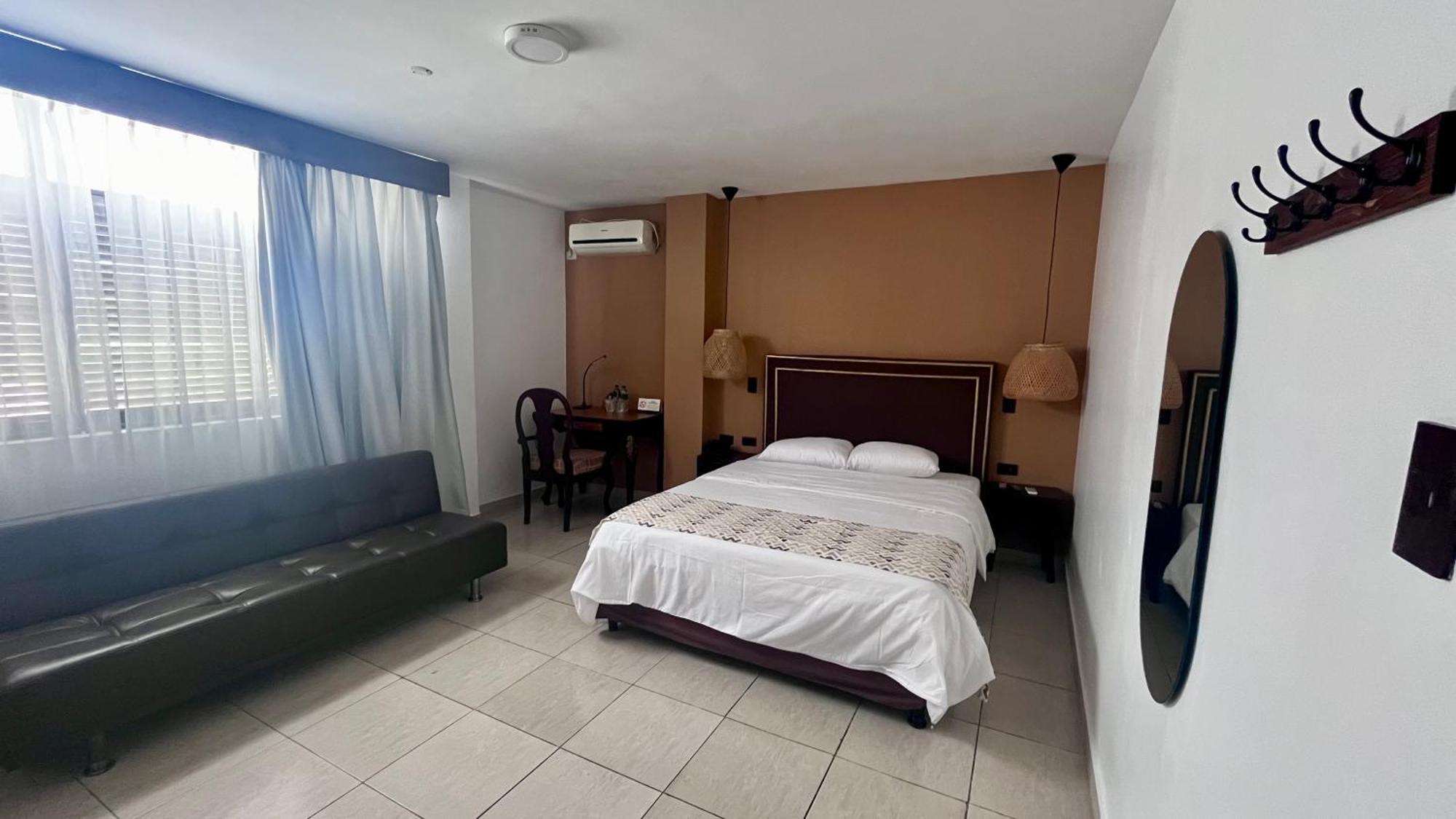 Hotel Patrimonial By Greenfield جواياكيل المظهر الخارجي الصورة