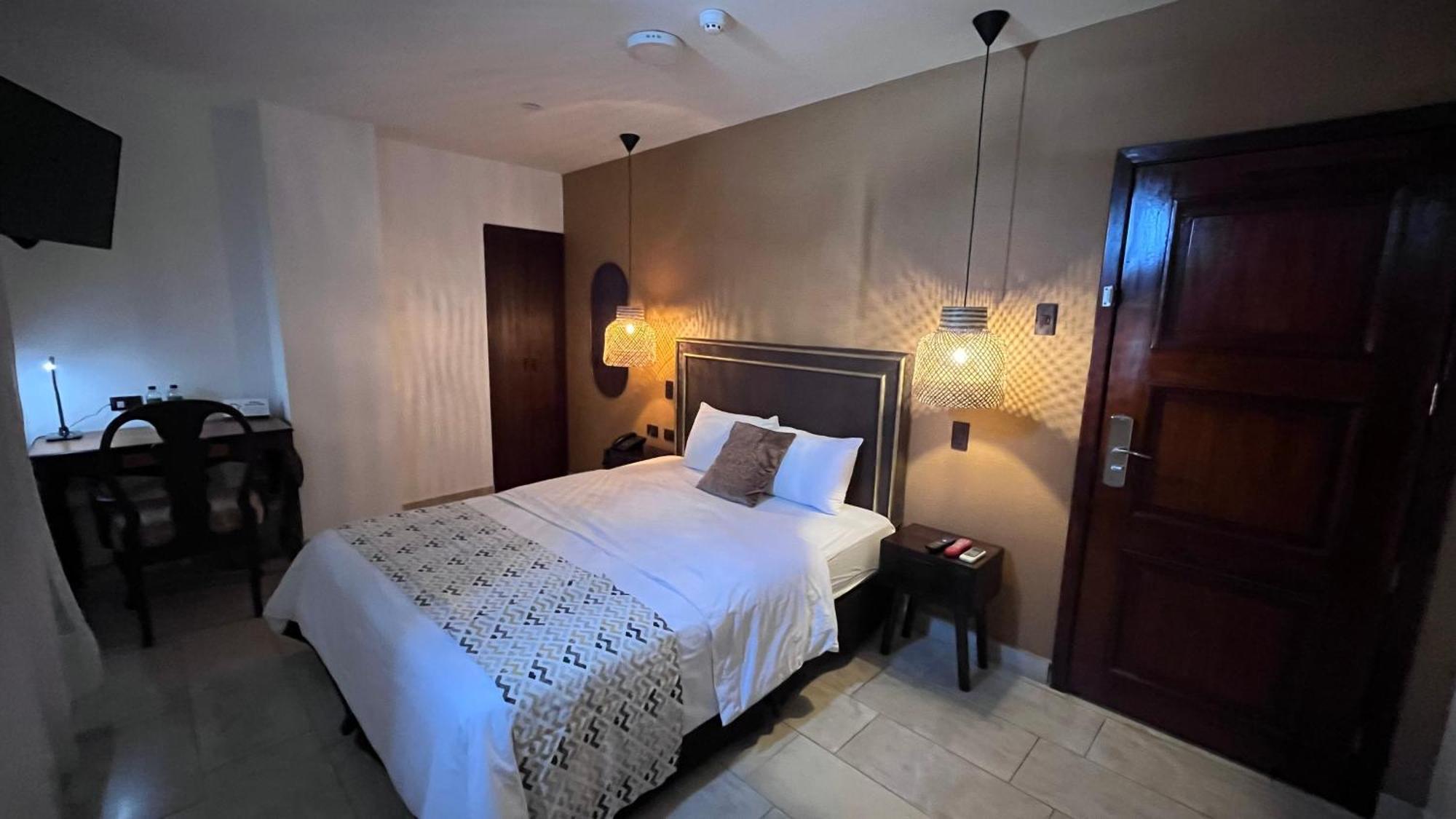 Hotel Patrimonial By Greenfield جواياكيل المظهر الخارجي الصورة