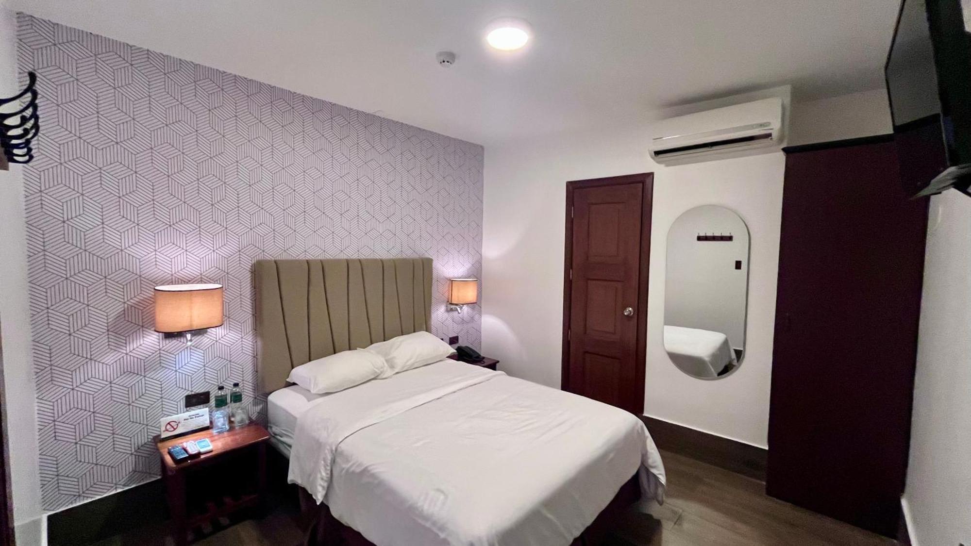 Hotel Patrimonial By Greenfield جواياكيل المظهر الخارجي الصورة